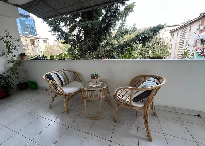 Garden Retreat Spiranca Apartment *